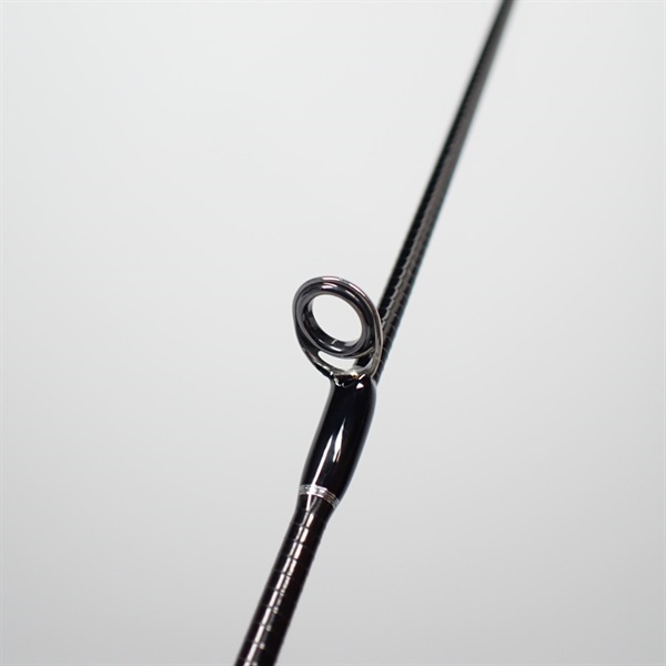 ビームス クローラ８・３Ｌ＋